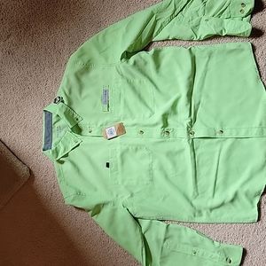 Field and stream outdoors button up shirt